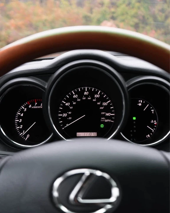 2006 Lexus RX 2nd Gen - Image 10 of 11