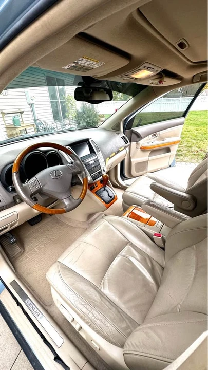2006 Lexus RX 2nd Gen - Image 3 of 9