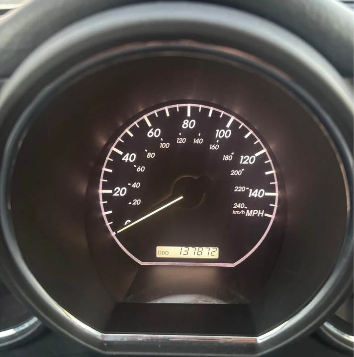 2006 Lexus RX 2nd Gen - Image 14 of 19