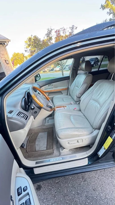 2006 Lexus RX 2nd Gen - Image 4 of 10