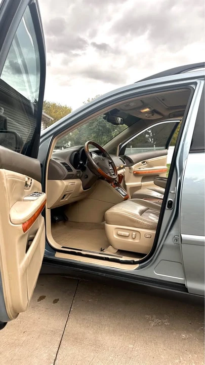 2006 Lexus RX 2nd Gen - Image 6 of 9