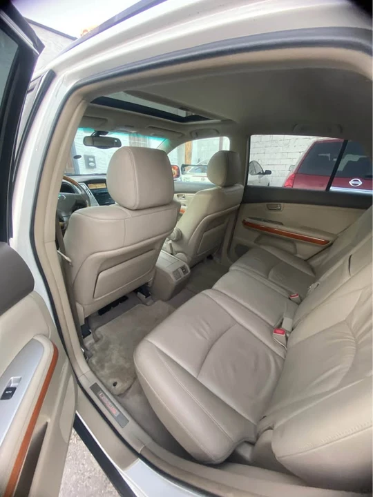 2006 Lexus RX 2nd Gen - Image 5 of 12