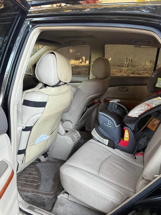 2006 Lexus RX 2nd Gen - Image 6 of 7