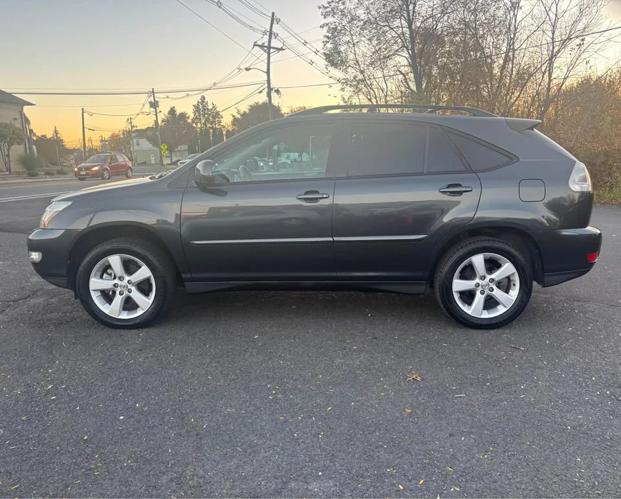 2006 Lexus RX 2nd Gen - Image 2 of 19