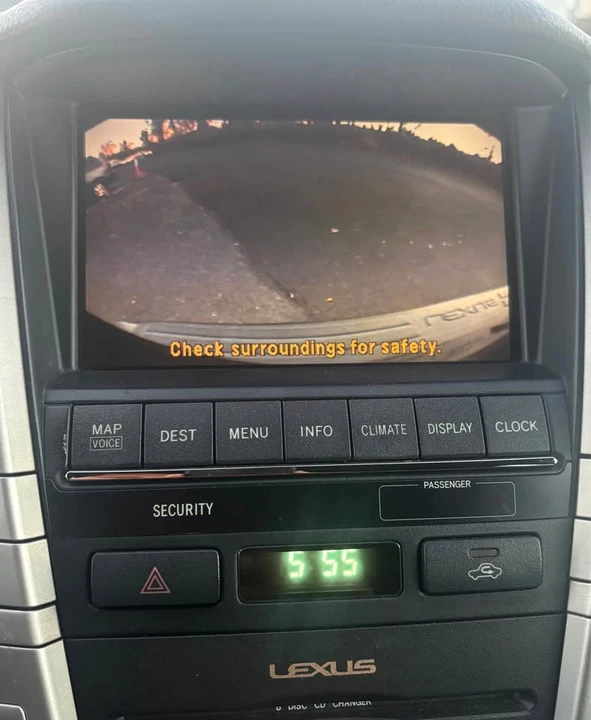 2006 Lexus RX 2nd Gen - Image 15 of 19