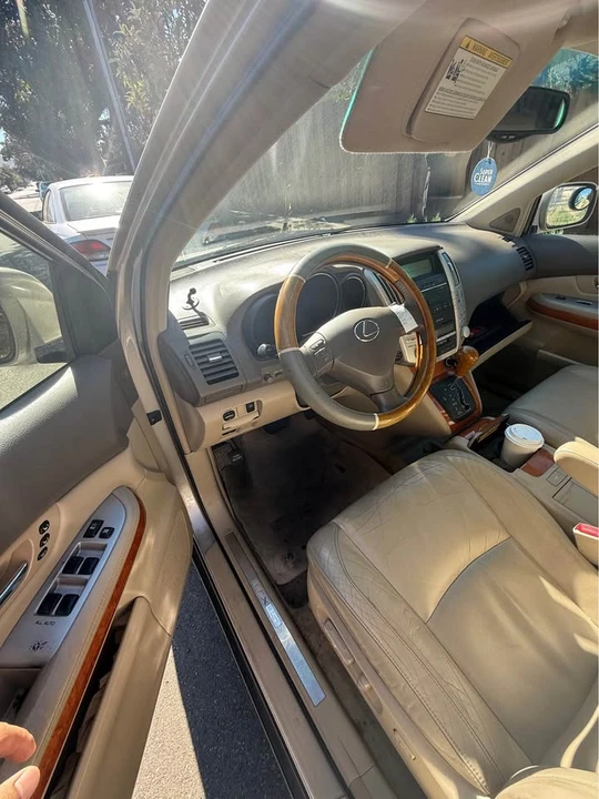 2006 Lexus RX 2nd Gen - Image 11 of 12