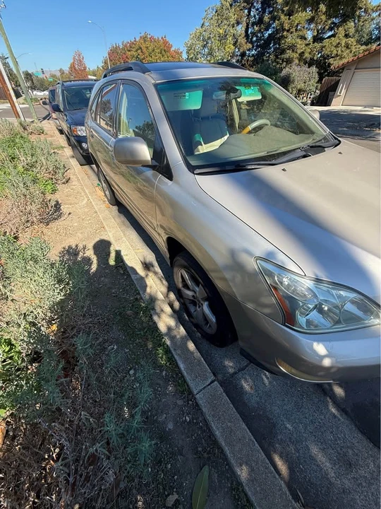 2006 Lexus RX 2nd Gen - Image 3 of 12