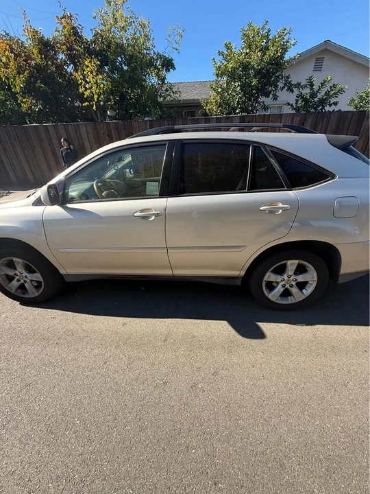 2006 Lexus RX 2nd Gen - Image 7 of 12