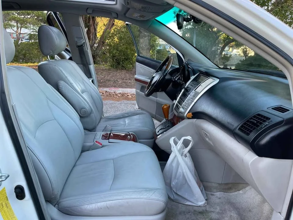 2006 Lexus RX 2nd Gen - Image 5 of 15