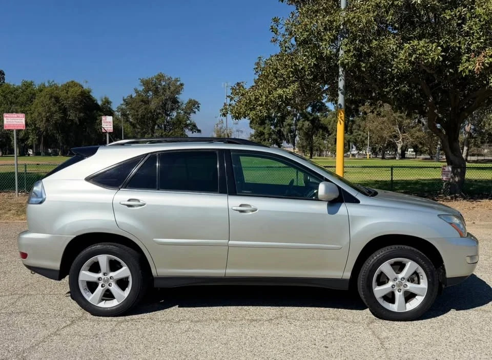 2006 Lexus RX 2nd Gen - Image 6 of 15