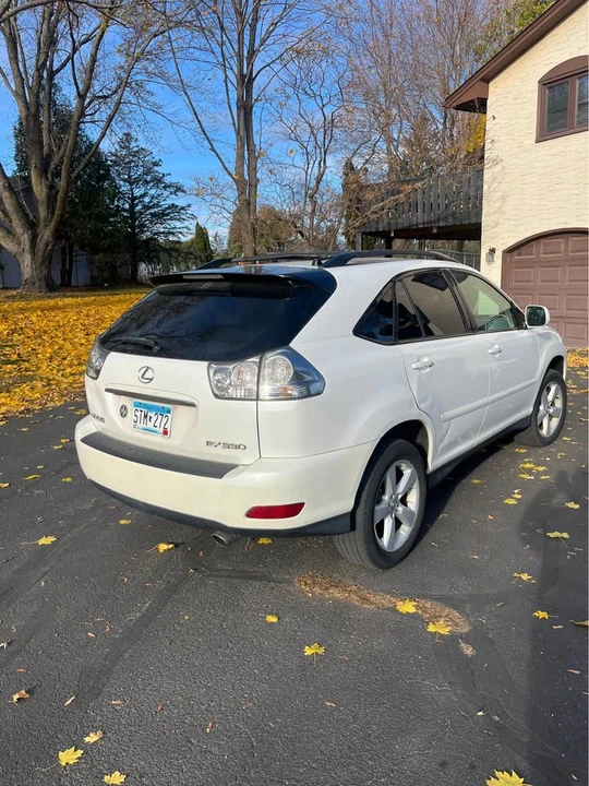 2006 Lexus RX 2nd Gen - Image 2 of 6