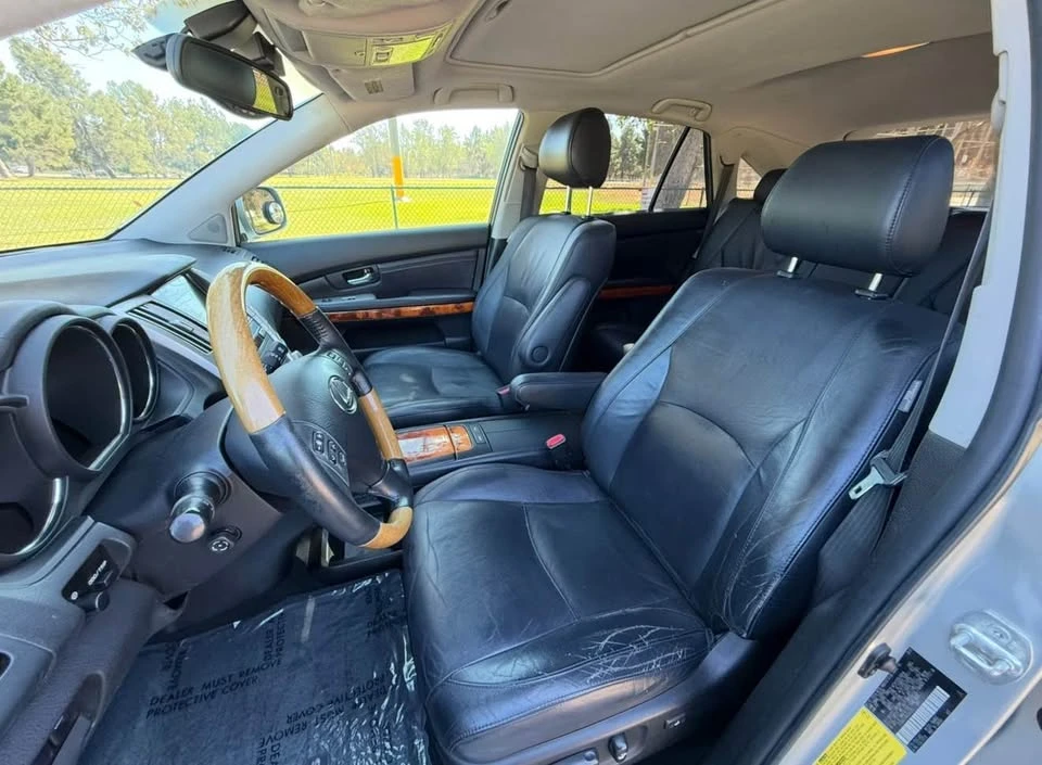 2006 Lexus RX 2nd Gen - Image 10 of 15