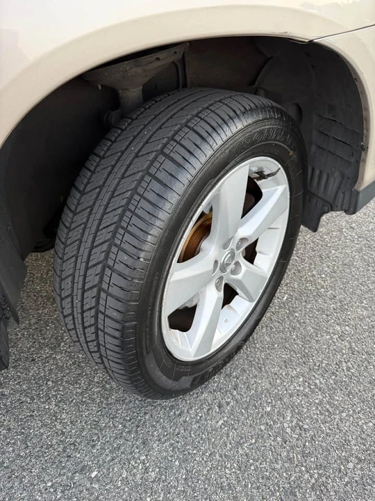 2006 Lexus RX 2nd Gen - Image 17 of 20