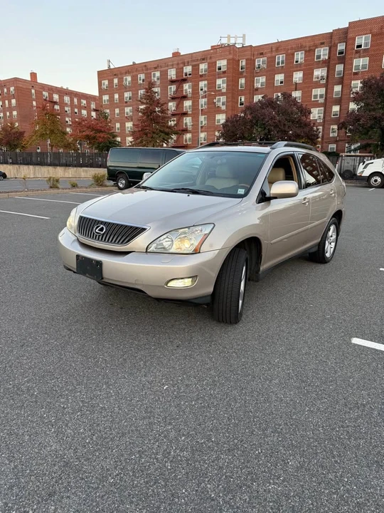 2006 Lexus RX 2nd Gen - Image 2 of 20