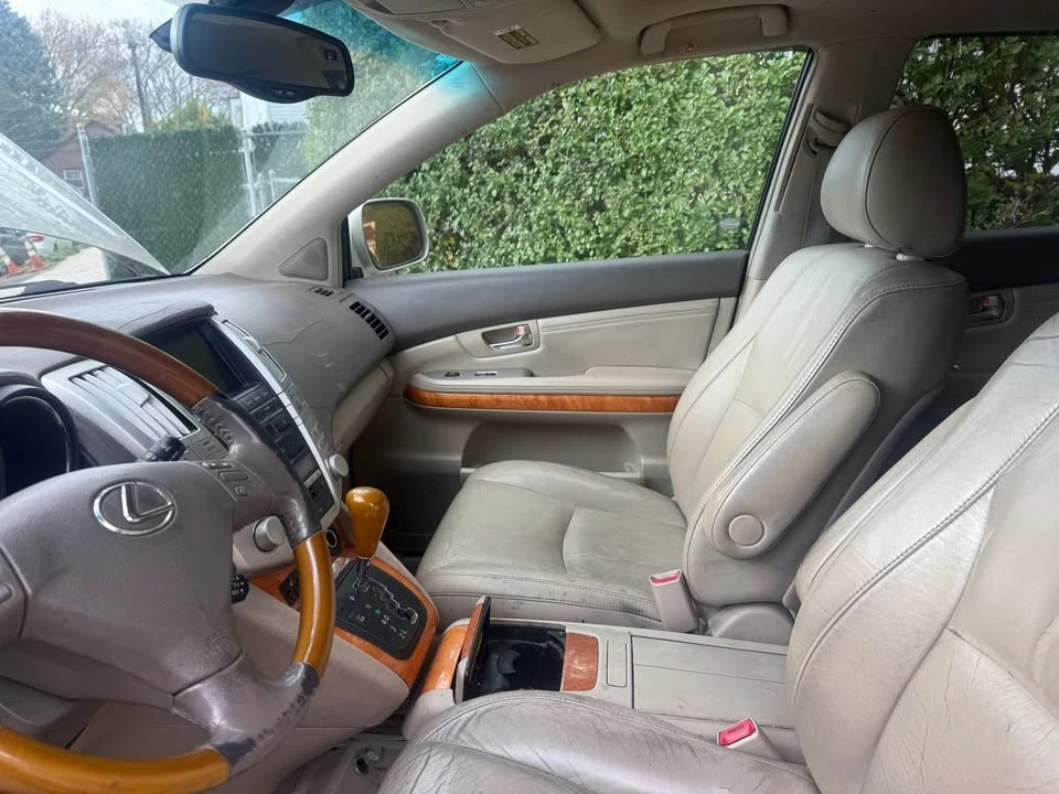 2006 Lexus RX 2nd Gen - Image 9 of 14