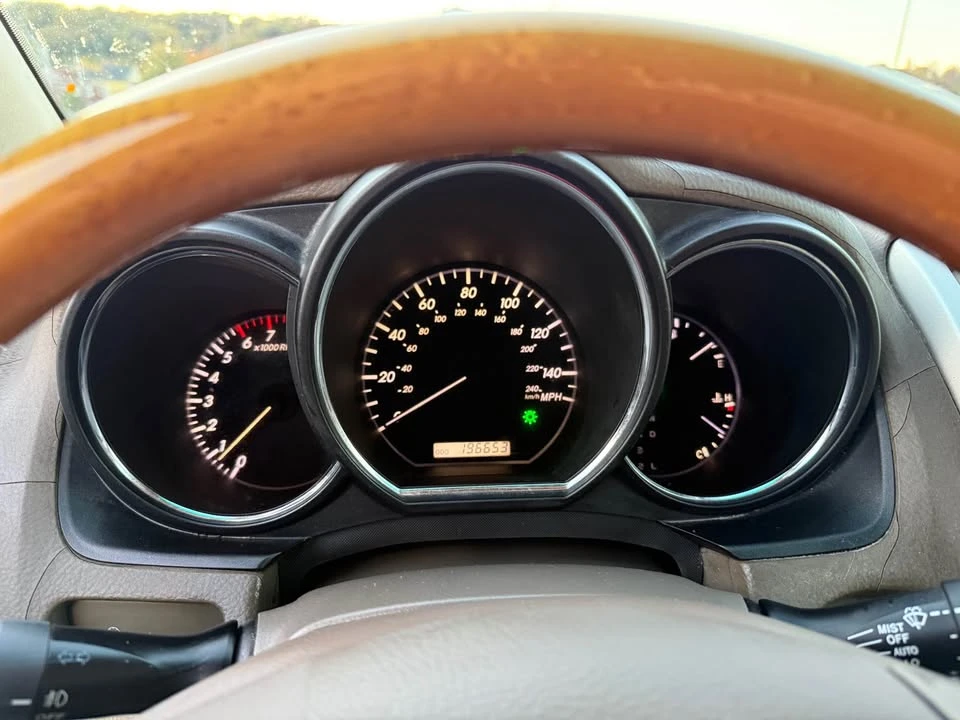 2006 Lexus RX 2nd Gen - Image 15 of 20