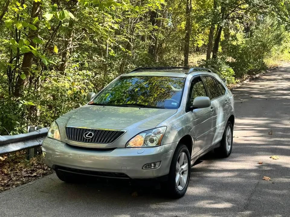 2006 Lexus RX 2nd Gen - Image 2 of 14