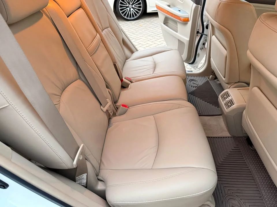 2006 Lexus RX 2nd Gen - Image 12 of 13