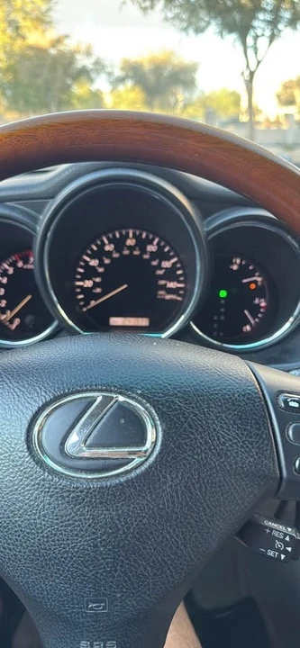 2006 Lexus RX 2nd Gen - Image 6 of 10