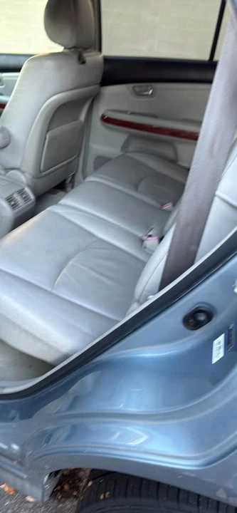 2006 Lexus RX 2nd Gen - Image 9 of 10