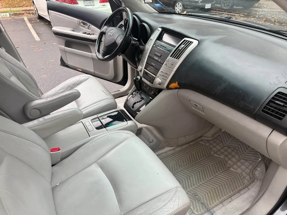 2006 Lexus RX 2nd Gen - Image 8 of 9