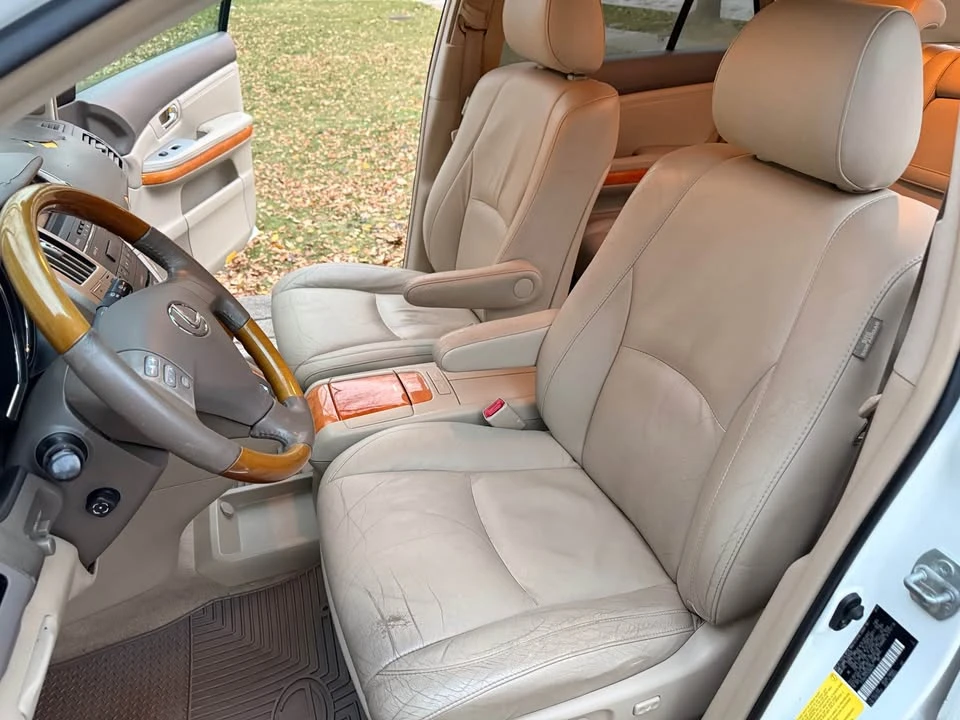 2006 Lexus RX 2nd Gen - Image 9 of 13