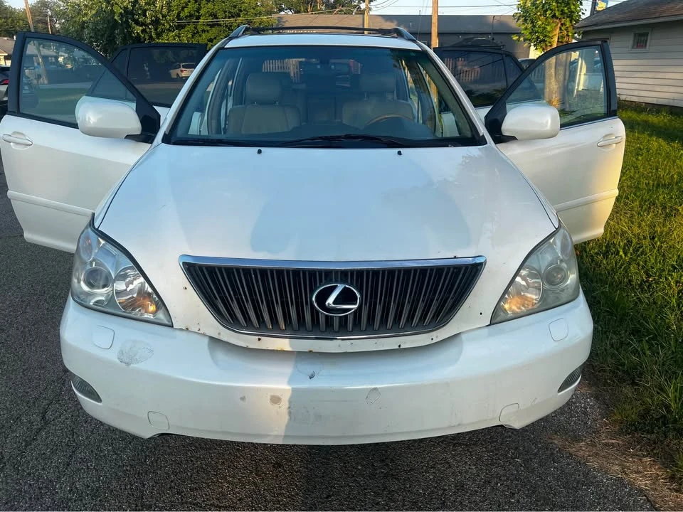 2006 Lexus RX 2nd Gen - Image 16 of 18