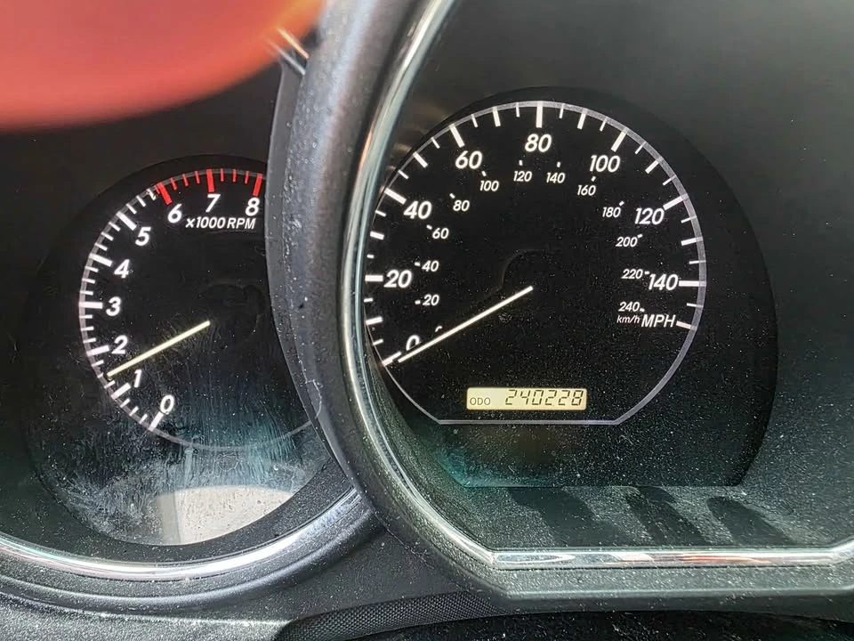 2006 Lexus RX 2nd Gen - Image 8 of 17