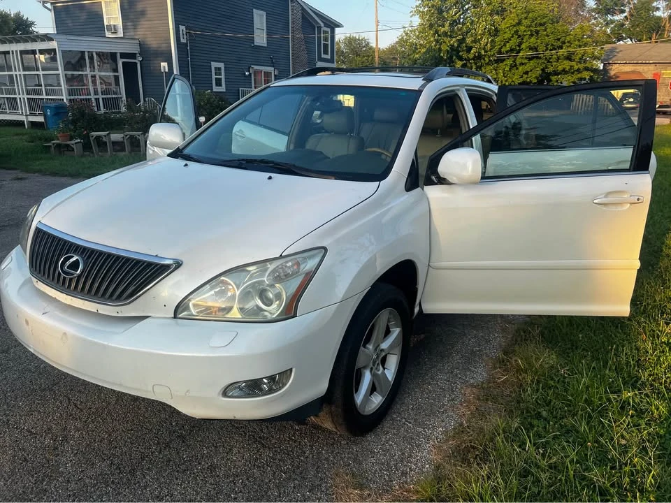 2006 Lexus RX 2nd Gen - Image 11 of 18