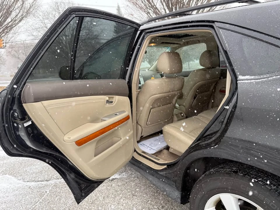 2006 Lexus RX 2nd Gen - Image 10 of 13
