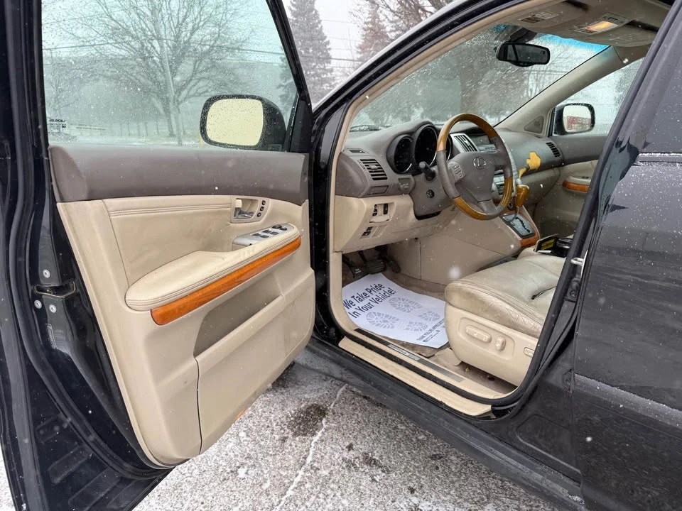 2006 Lexus RX 2nd Gen - Image 6 of 13