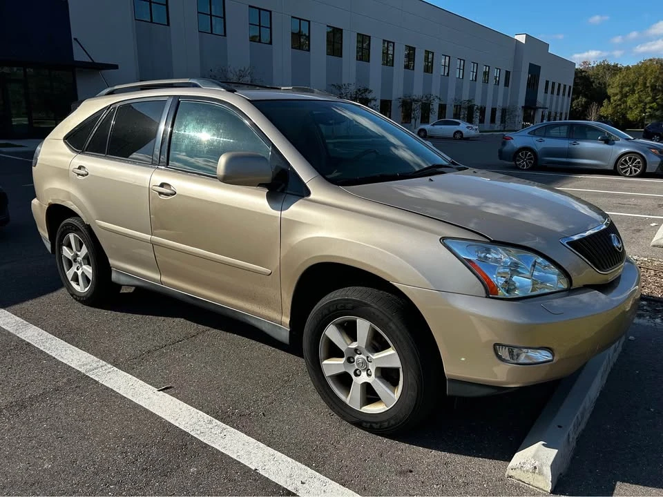 2006 Lexus RX 2nd Gen - Image 2 of 6