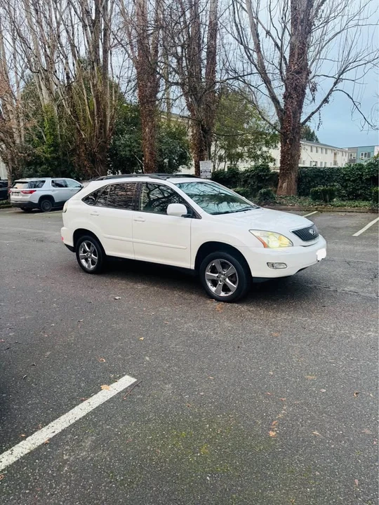2006 Lexus RX 2nd Gen - Image 2 of 7