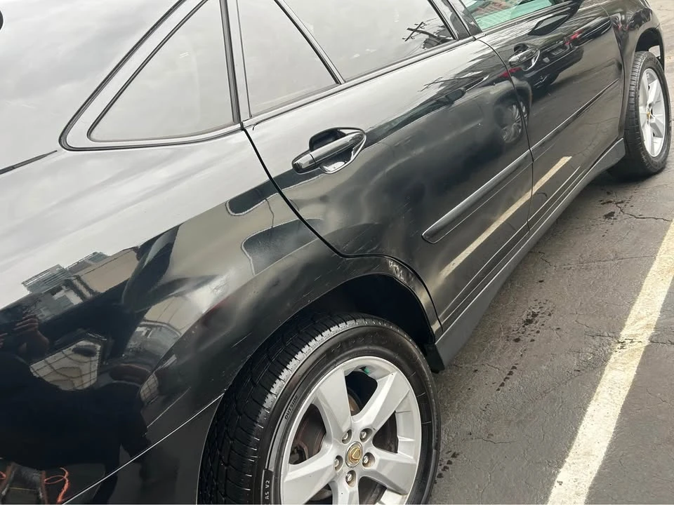 2006 Lexus RX 2nd Gen - Image 16 of 18