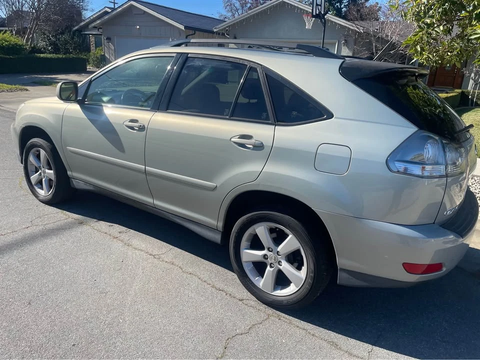 2006 Lexus RX 2nd Gen - Image 6 of 10