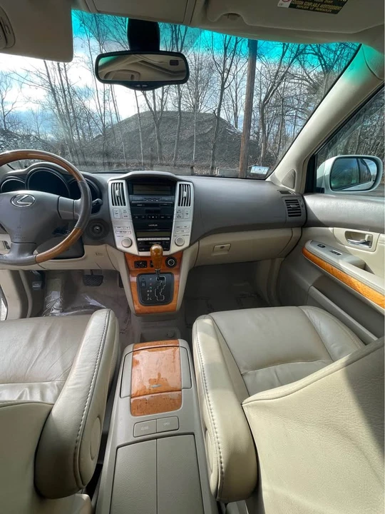2006 Lexus RX 2nd Gen - Image 14 of 16