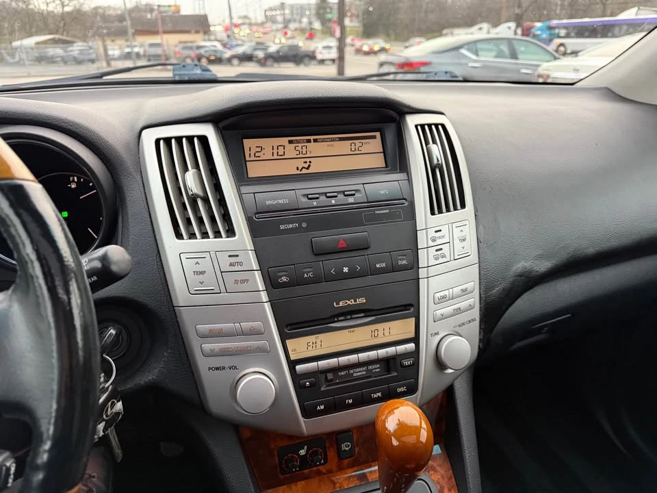 2006 Lexus RX 2nd Gen - Image 13 of 20
