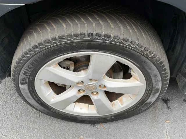 2006 Lexus RX 2nd Gen - Image 12 of 13