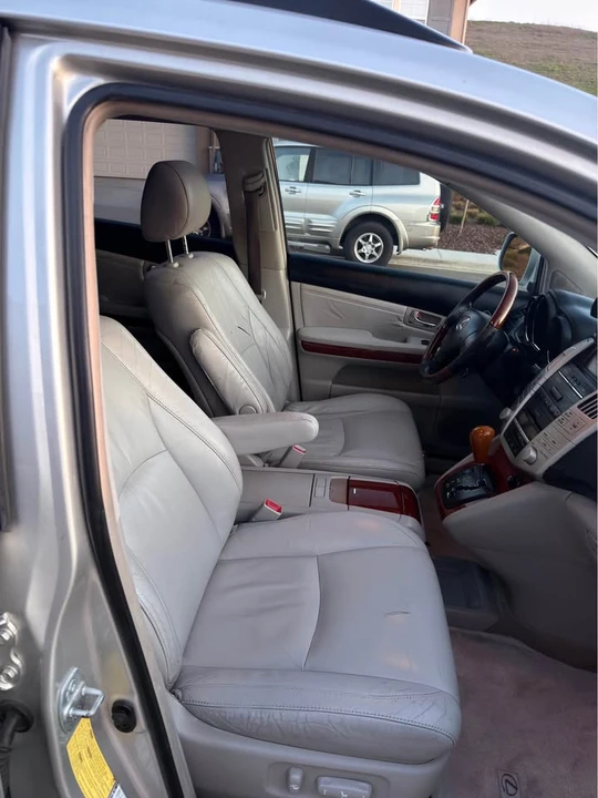 2006 Lexus RX 2nd Gen - Image 12 of 12