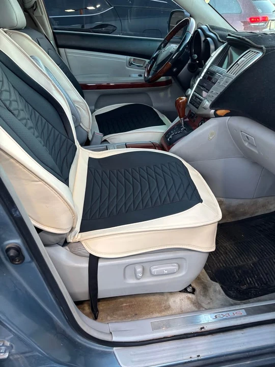 2006 Lexus RX 2nd Gen - Image 3 of 14