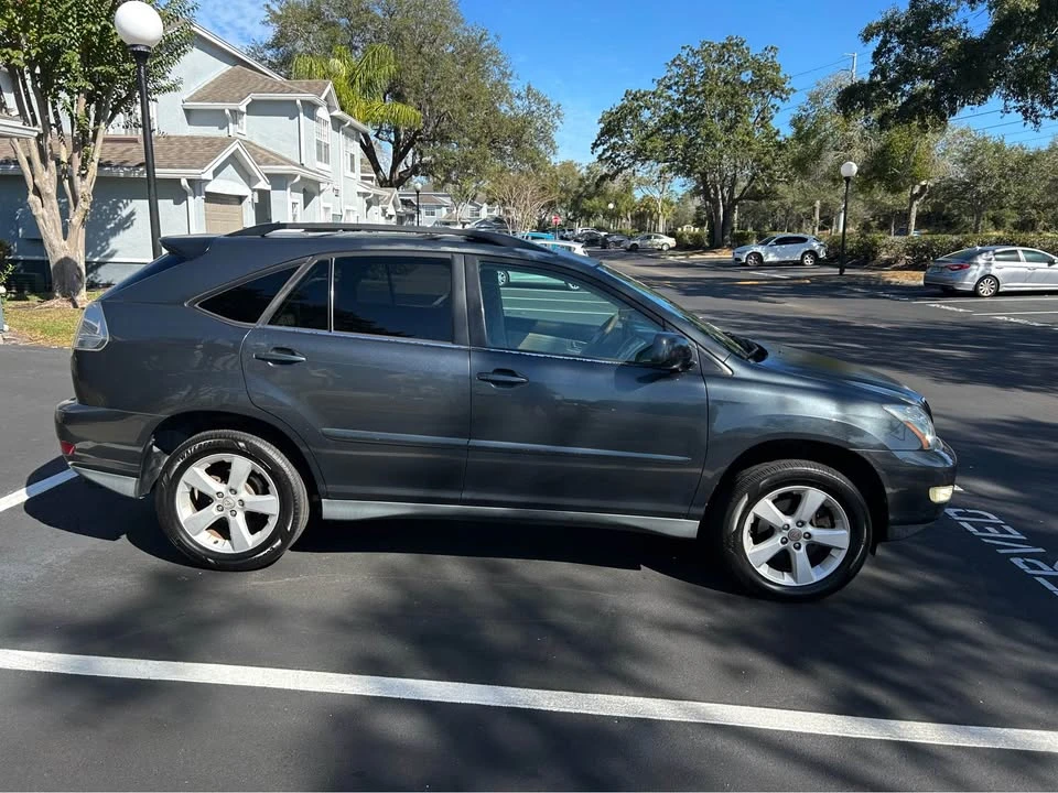 2006 Lexus RX 2nd Gen - Image 3 of 10