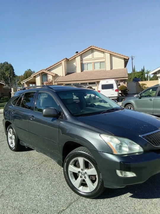 2006 Lexus RX 2nd Gen - Image 3 of 12