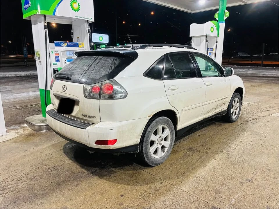 2006 Lexus RX 2nd Gen - Image 3 of 14
