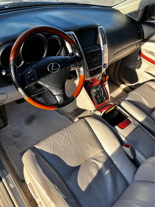 2006 Lexus RX 2nd Gen - Image 5 of 8
