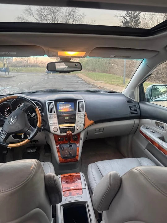 2006 Lexus RX 2nd Gen - Image 4 of 6