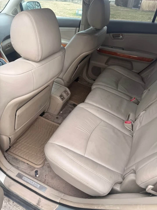 2006 Lexus RX 2nd Gen - Image 5 of 8