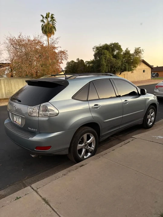 2006 Lexus RX 2nd Gen - Image 5 of 14