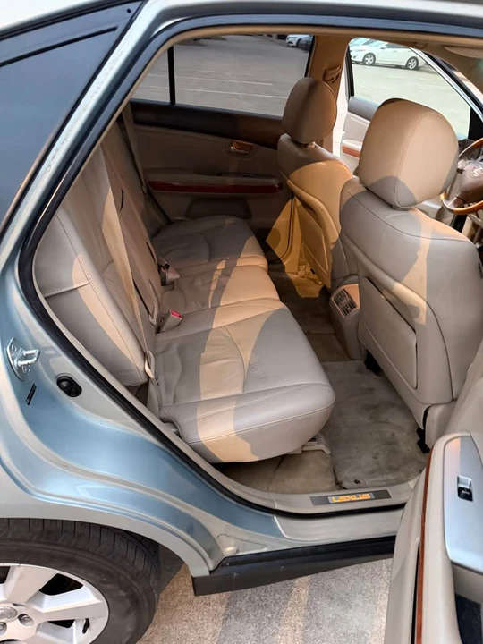 2006 Lexus RX 2nd Gen - Image 13 of 16