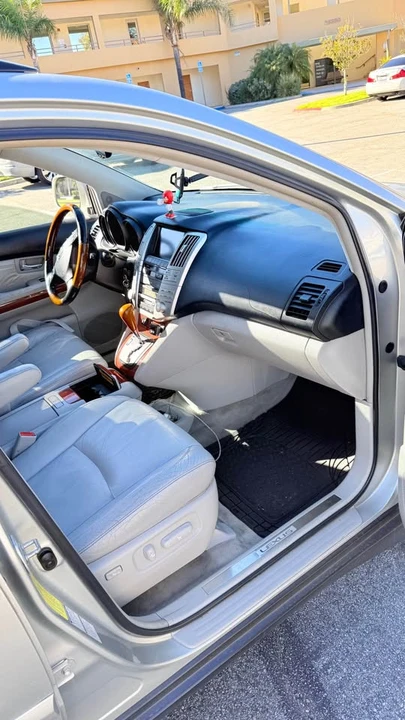 2006 Lexus RX 2nd Gen - Image 10 of 18
