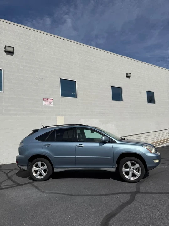 2006 Lexus RX 2nd Gen - Image 2 of 6